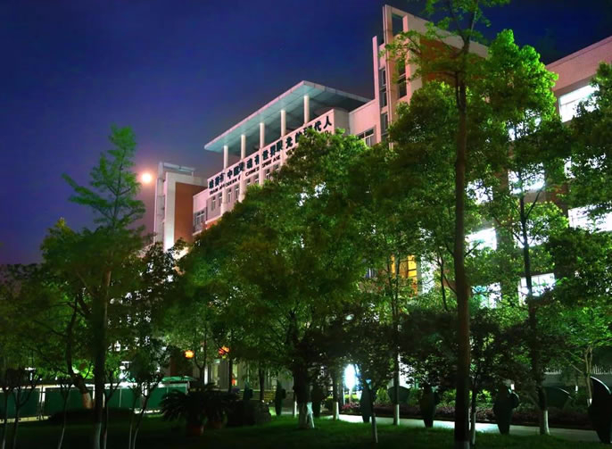 【總?！俊局星镌聢A·千里情牽】東辰把祝福送給每一個(gè)人·視頻