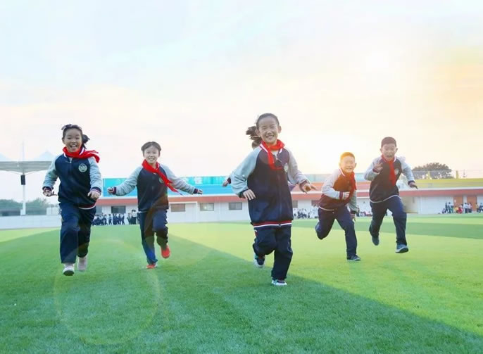 安州東辰丨這所學校為什么開辦一年就學生爆滿？解密系列之二：“五園”建設(shè)