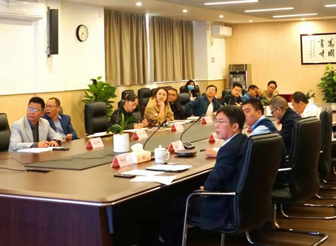 厚植常規(guī)管理優(yōu)勢(shì) 提升學(xué)校發(fā)展能級(jí) | 東辰教育集團(tuán)學(xué)校管理工作例會(huì)側(cè)記